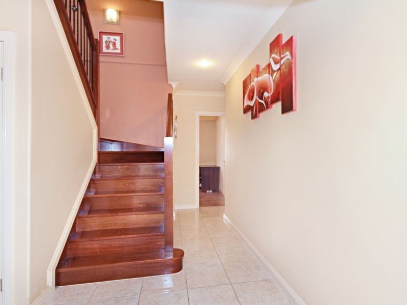 16 Applegum Court, Robina QLD 4226