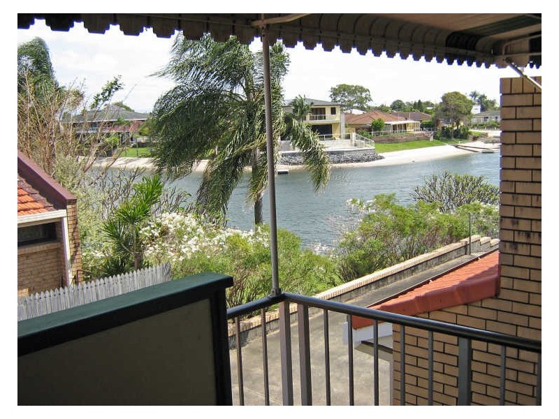 Broadbeach Waters QLD 4218