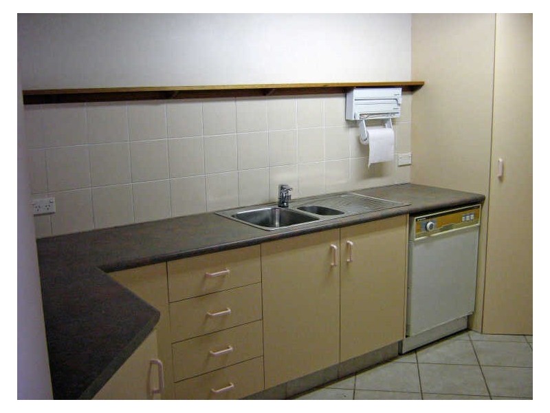 Broadbeach Waters QLD 4218