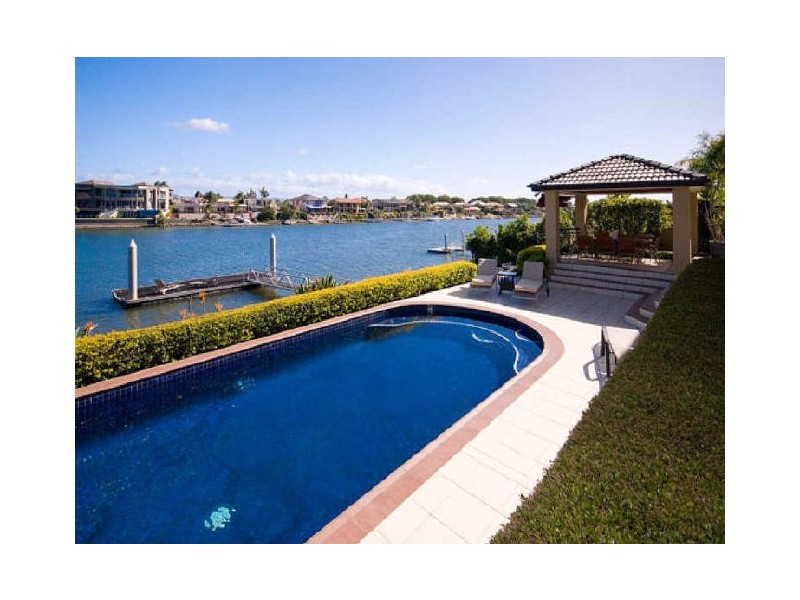 59 Sir Bruce Small Drive, Benowa QLD 4217