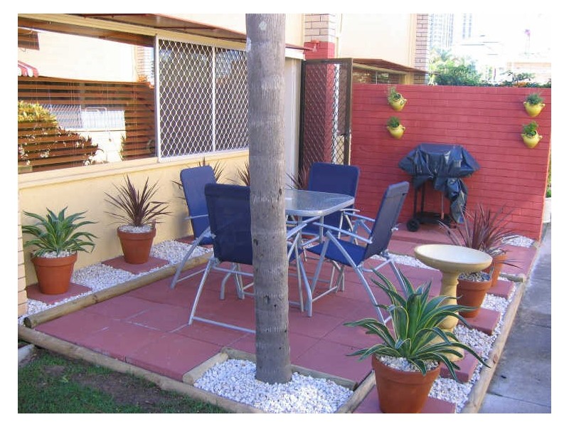 Chevron Island QLD 4217