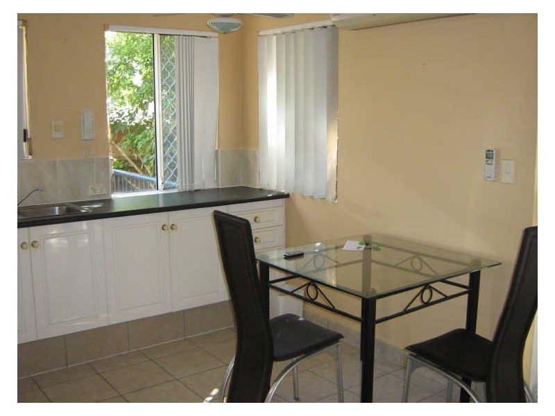 Chevron Island QLD 4217