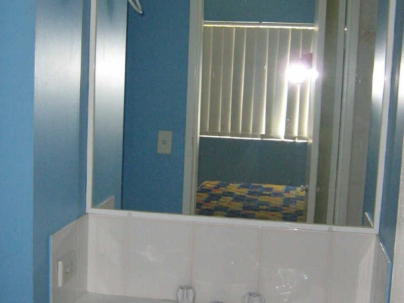 Chevron Island QLD 4217