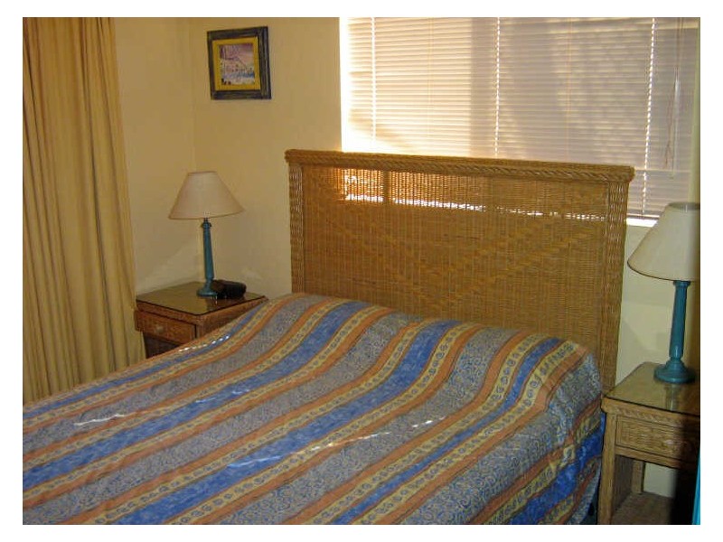 2/112 Surf Parade, Broadbeach QLD 4218