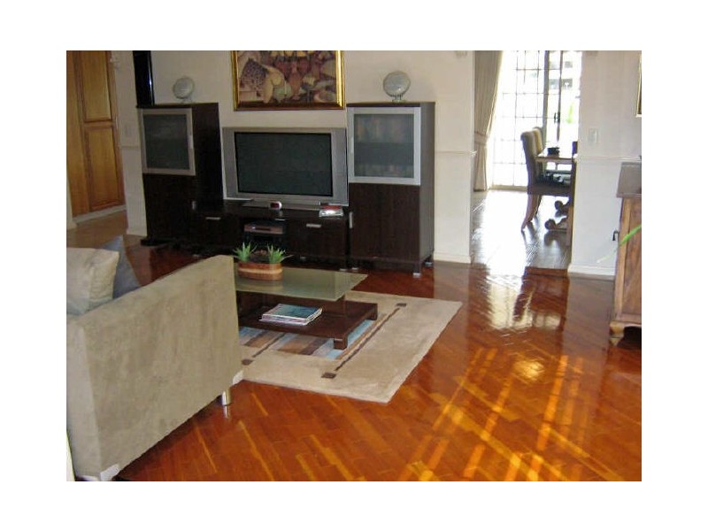 Benowa QLD 4217