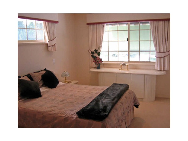 Benowa QLD 4217