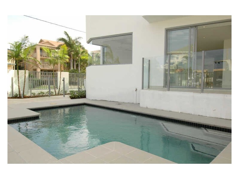 Mermaid Beach QLD 4218