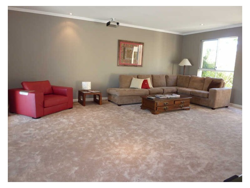 92 Cabanna, Benowa QLD 4217