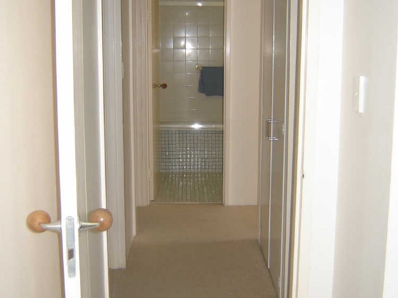 Broadbeach Waters QLD 4218