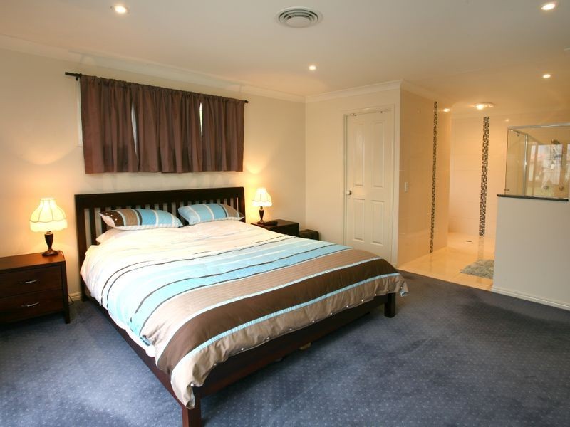 25 Goolagong Court, Broadbeach Waters QLD 4218