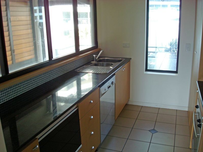 Broadbeach QLD 4218