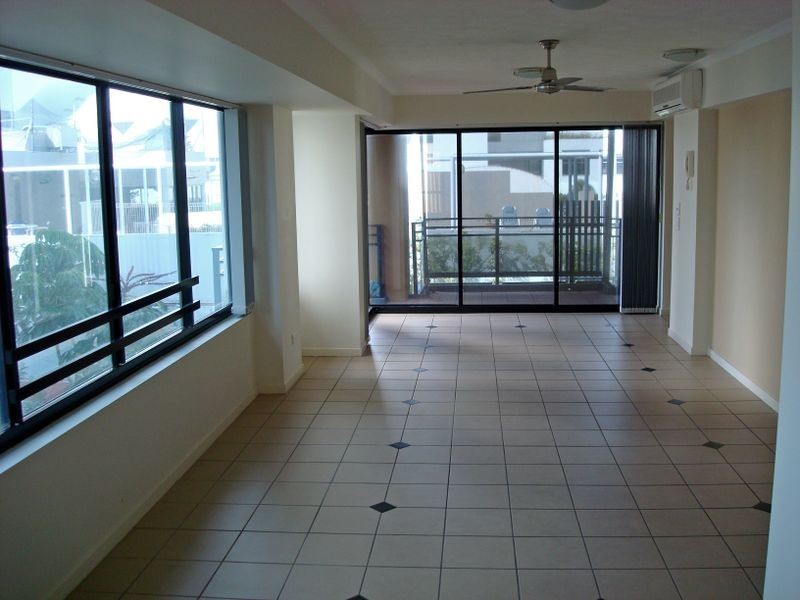 Broadbeach QLD 4218