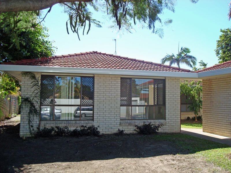 Broadbeach Waters QLD 4218