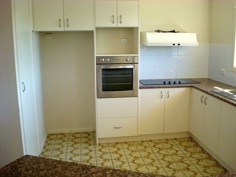 Broadbeach Waters QLD 4218