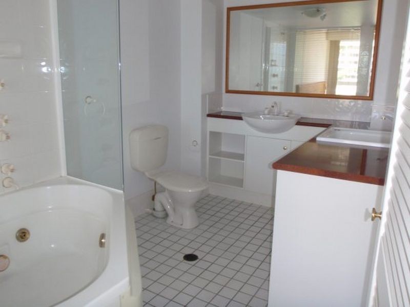 Broadbeach QLD 4218
