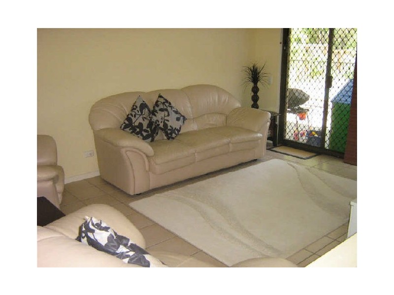 7 Wanneroo Court, Mermaid Waters QLD 4218