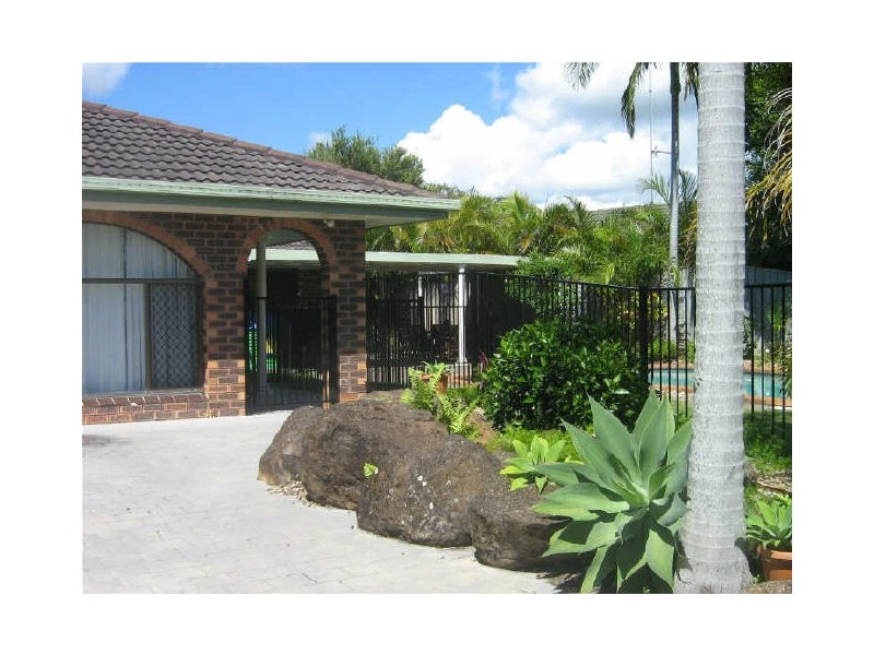 7 Wanneroo Court, Mermaid Waters QLD 4218
