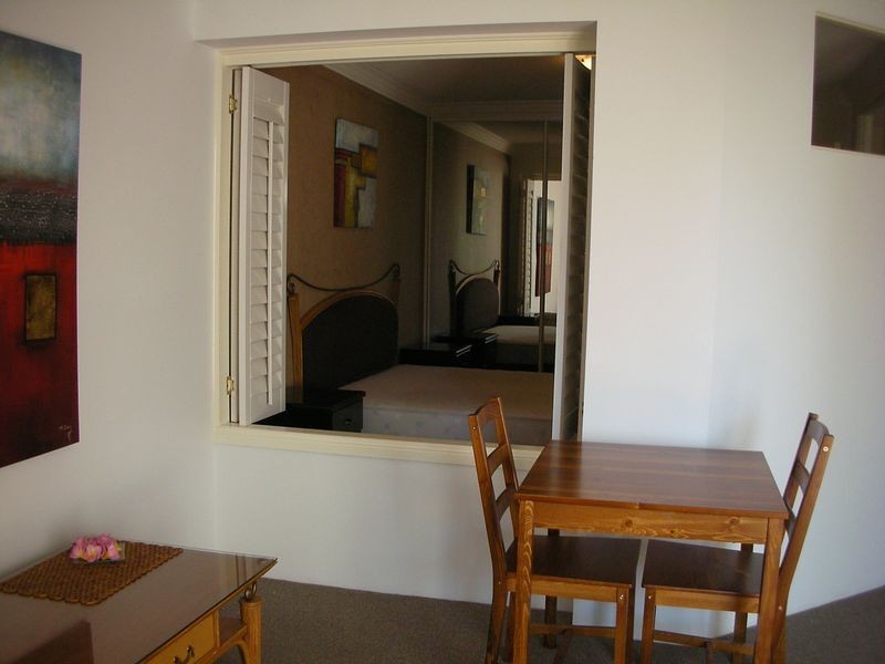 205/9 Beach Parade, Broadbeach QLD 4218