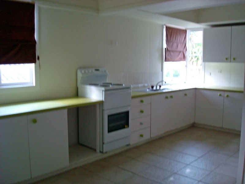 205 Surf Parade, Broadbeach QLD 4218