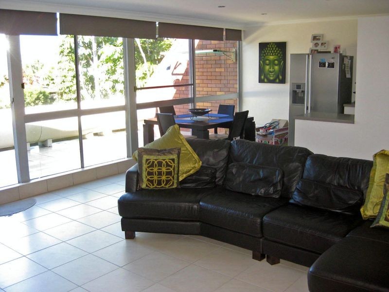 Broadbeach Waters QLD 4218