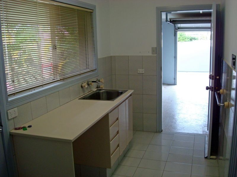 Clear Island Waters QLD 4226