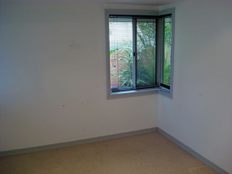 Clear Island Waters QLD 4226