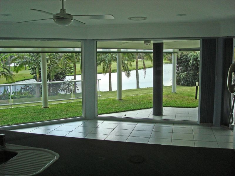 Clear Island Waters QLD 4226