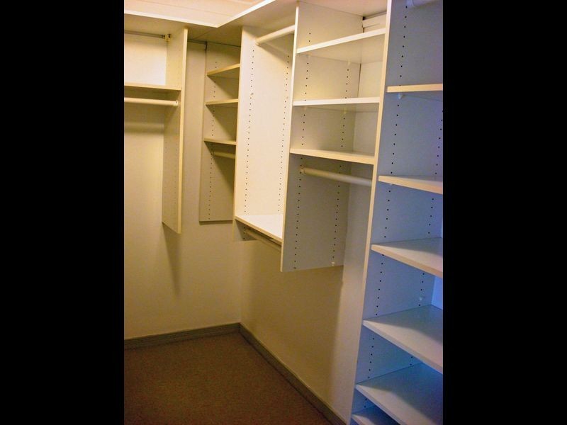 Clear Island Waters QLD 4226