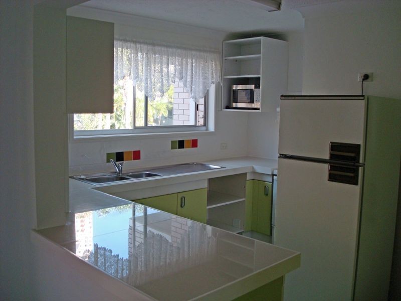 3/45 Britannia Avenue, Broadbeach QLD 4218