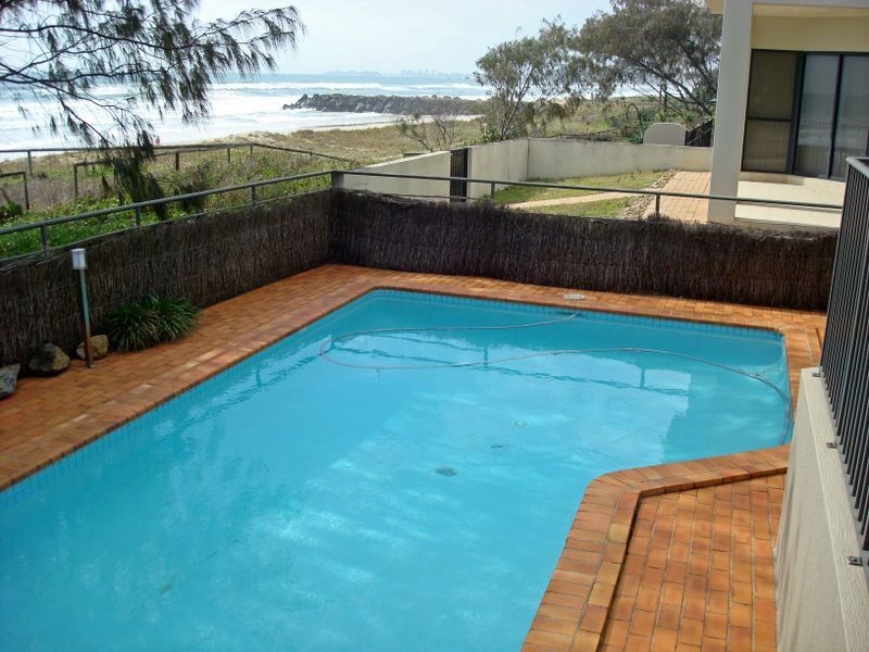 Palm Beach QLD 4221