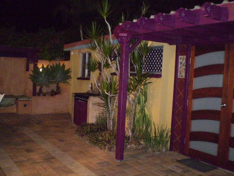 Broadbeach Waters QLD 4218