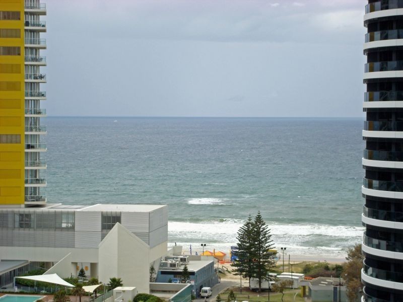 21403/1 The Oracle, Broadbeach QLD 4218