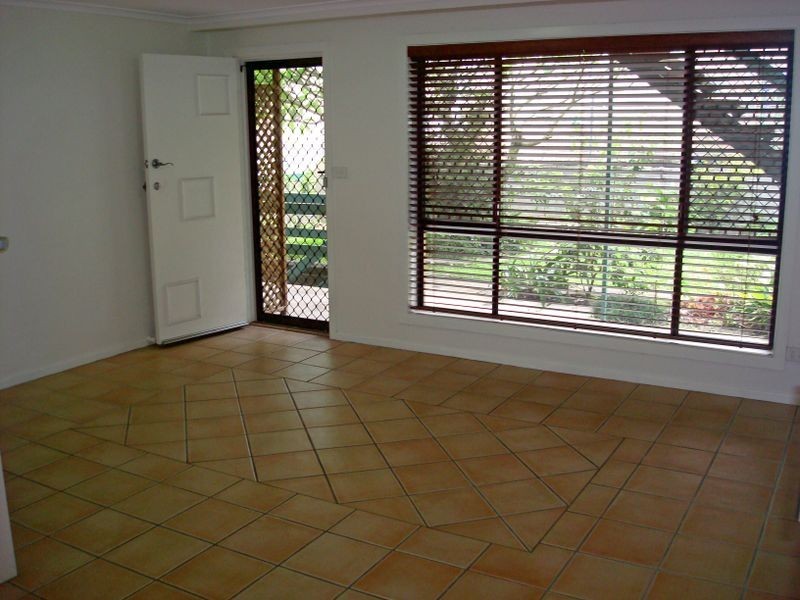 4/12 Stanley Street, Burleigh Heads QLD 4220