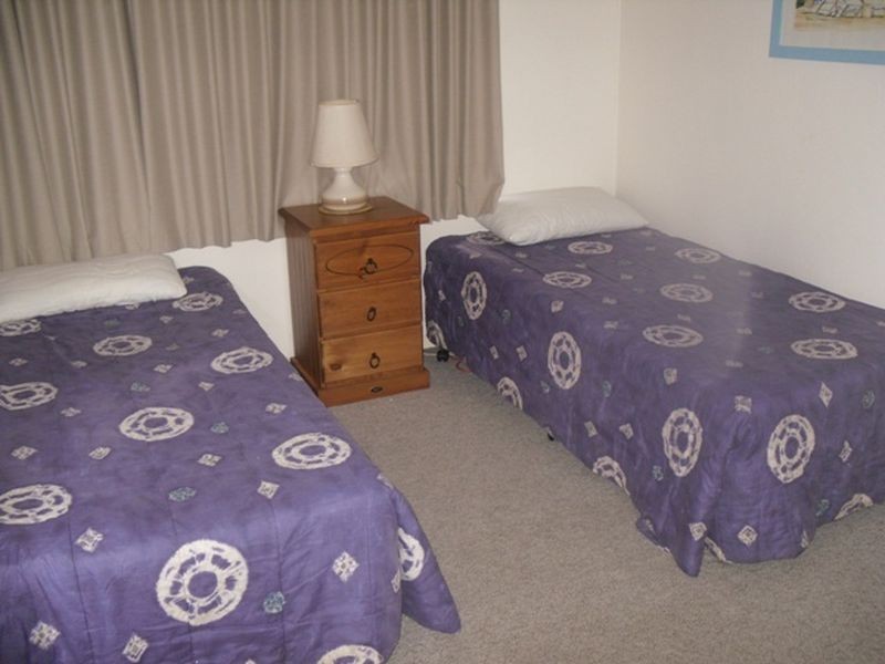 Broadbeach QLD 4218