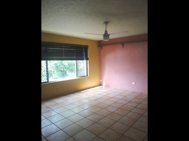 2/5 Jubilee Ave, Broadbeach QLD 4218