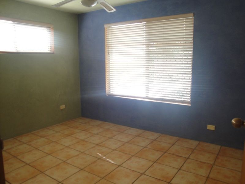 2/5 Jubilee Ave, Broadbeach QLD 4218