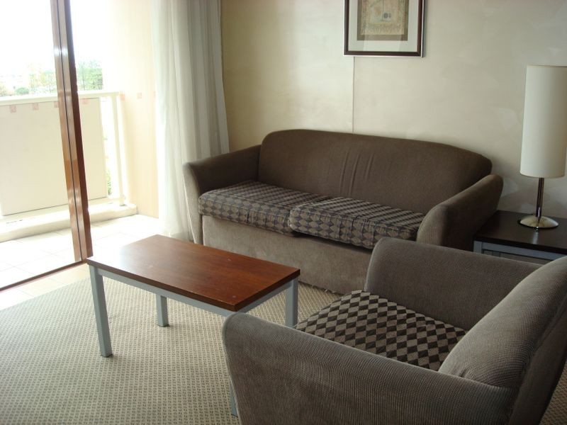 909/ Surf Pde, Broadbeach QLD 4218