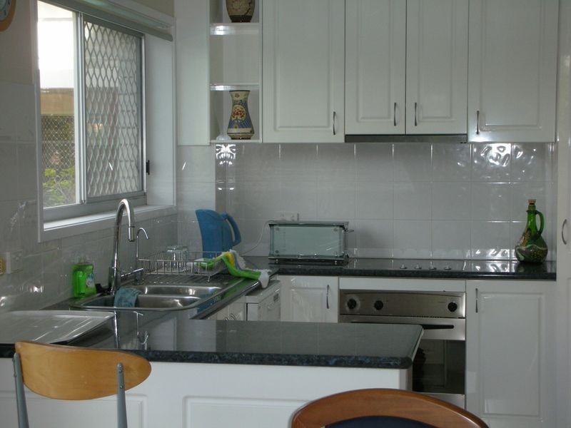 1/141 Surf Parade (Surf Court), Broadbeach QLD 4218