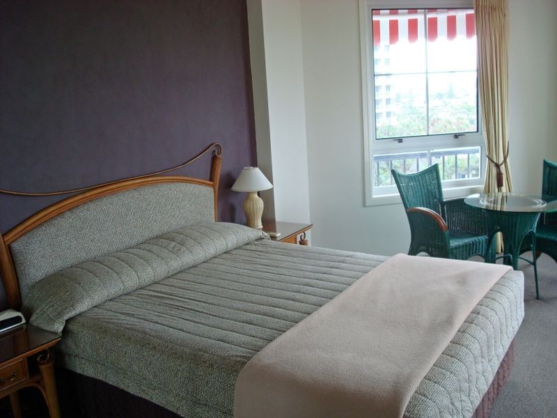 810/9 Beach Parade (Marrakesh), Surfers Paradise QLD 4217