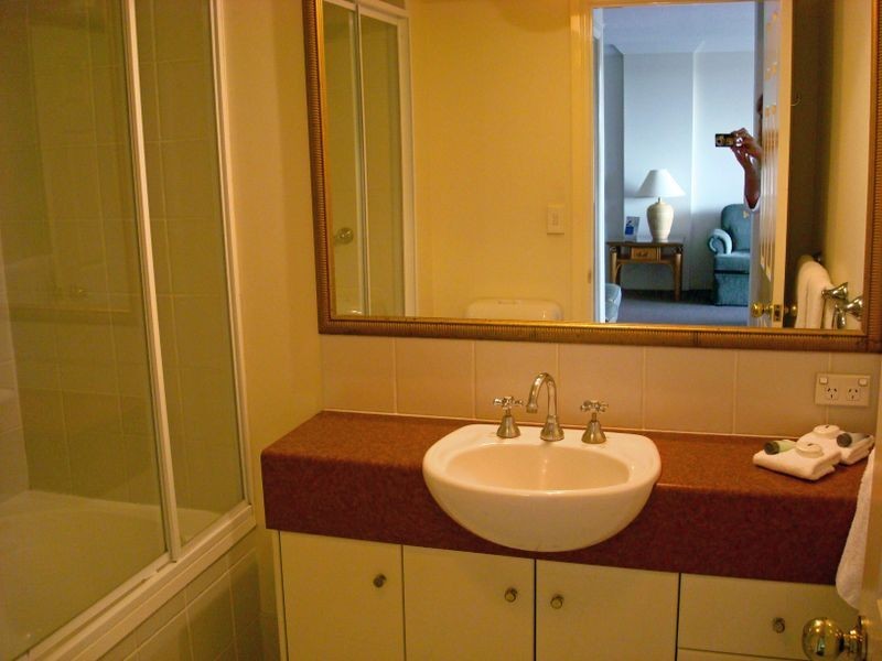 810/9 Beach Parade (Marrakesh), Surfers Paradise QLD 4217