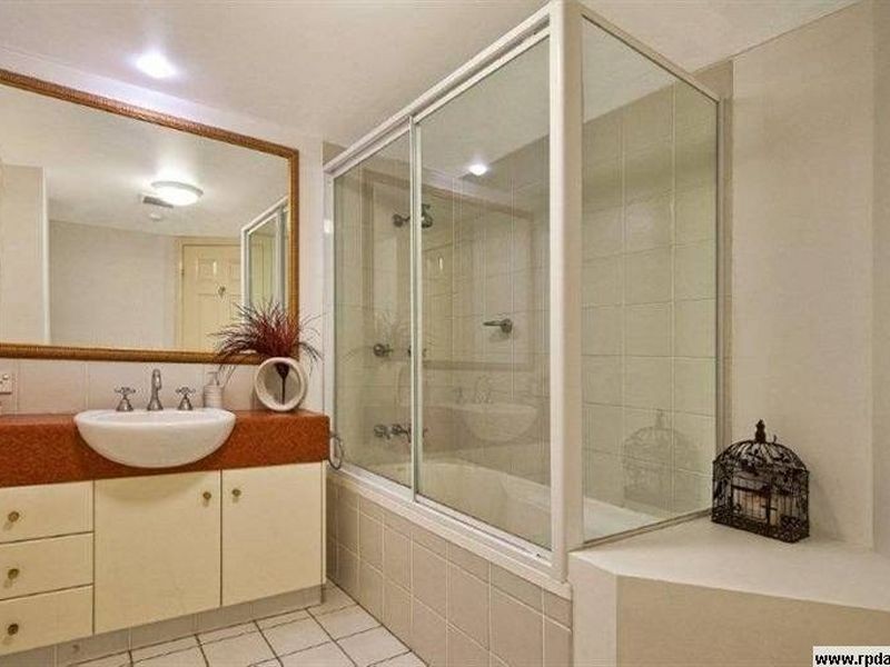 603/9 Beach Parade (Marrakesh), Surfers Paradise QLD 4217