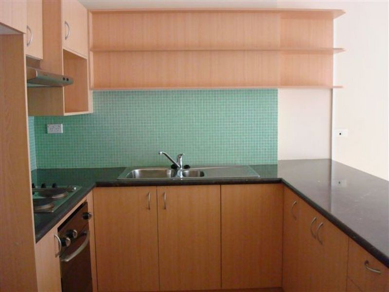 Clear Island Waters QLD 4226