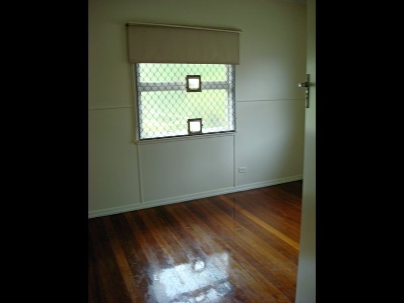 2/13 Jubilee Avenue, Broadbeach QLD 4218