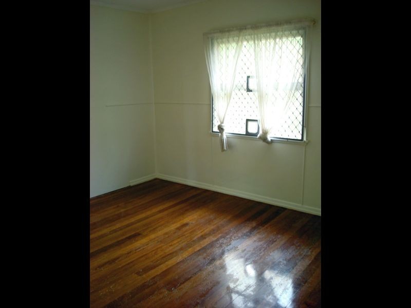 2/13 Jubilee Avenue, Broadbeach QLD 4218