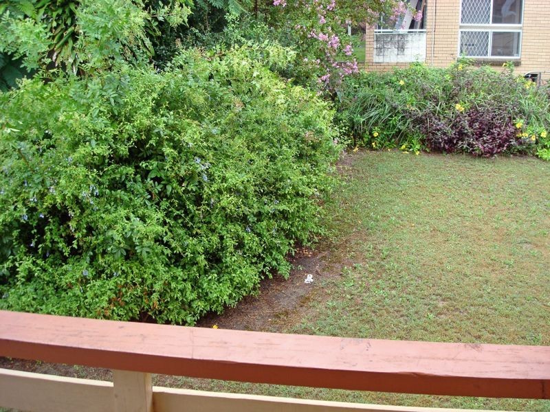 2/13 Jubilee Avenue, Broadbeach QLD 4218