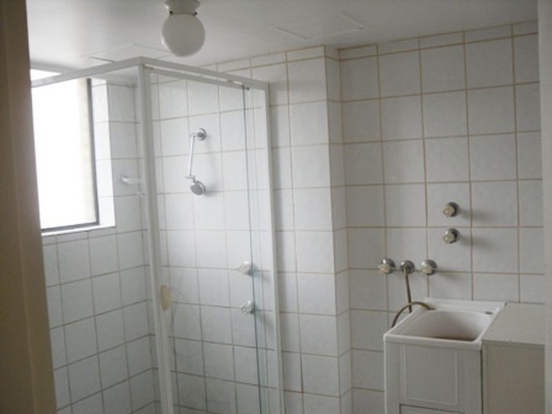 4/43 Brittania Ave, Broadbeach QLD 4218