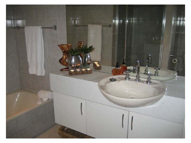 13/2890 Gold Coast Highway, Surfers Paradise QLD 4217