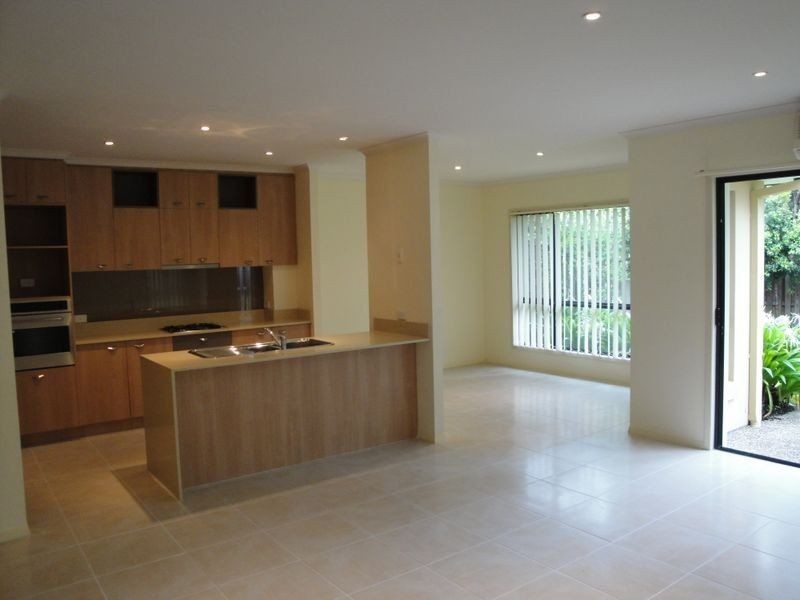 Carrara QLD 4211