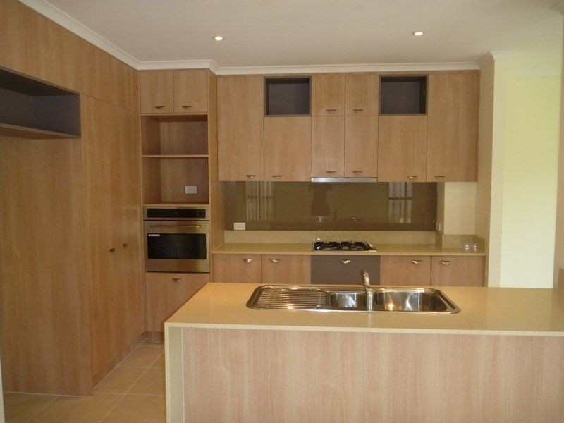 Carrara QLD 4211