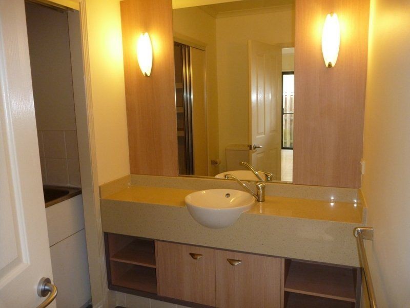 Carrara QLD 4211
